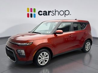 Used 2022 Kia Soul LX image 1