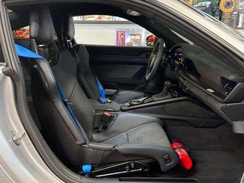 Used 2024 Porsche 911 GT3 RS RWD image 23