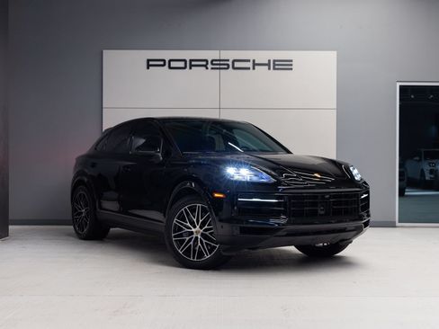 Certified 2024 Porsche Cayenne Coupe AWD/4WD image 9