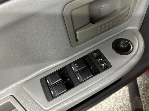 Used 2011 Dodge Dakota Big Horn image 18