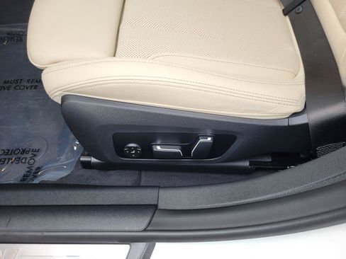 Used 2024 BMW i4 eDrive35 w/ Premium Package RWD image 22
