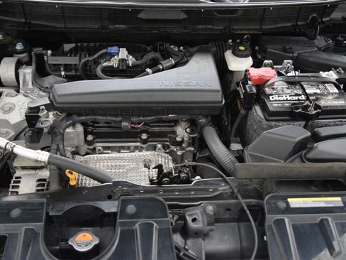 Used 2018 Nissan Rogue SV w/ Premium Package AWD/4WD image 20