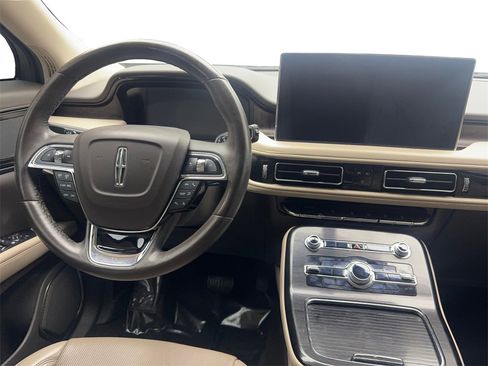 Used 2022 Lincoln Nautilus Reserve image 53