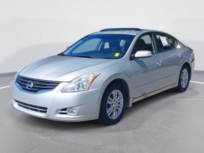 Used 2011 Nissan Altima 2.5 SL w/ 2.5SL Pkg