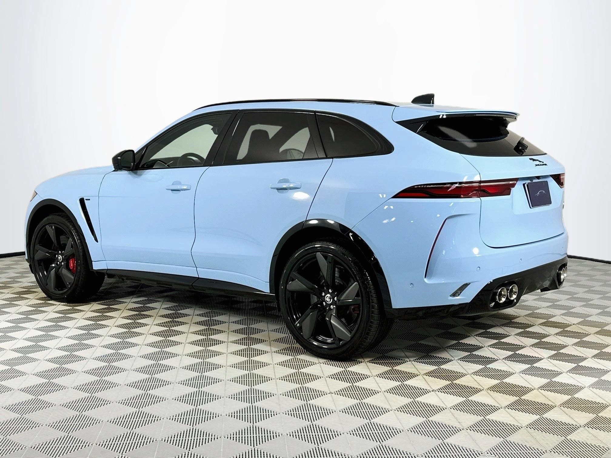 New 2026 Jaguar F-PACE SVR AWD/4WD image 7