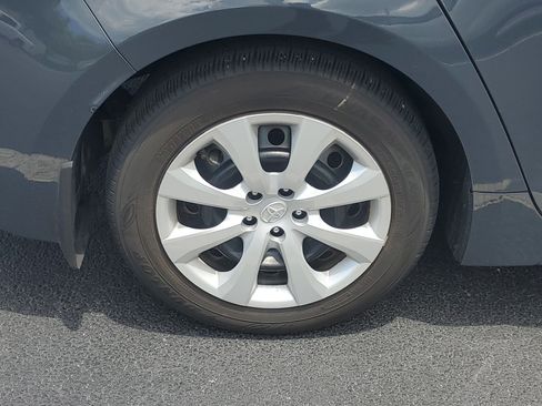 Used 2024 Toyota Corolla LE FWD image 4