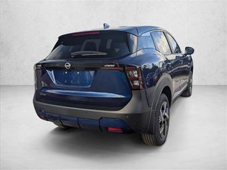 Used 2025 Nissan Kicks SV video 2