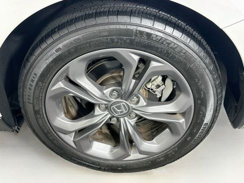 Used 2024 Honda Accord EX image 11
