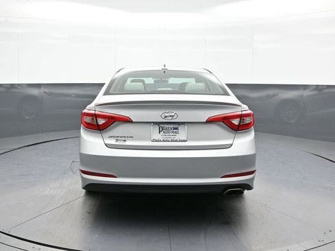 Used 2017 Hyundai Sonata SE image 7