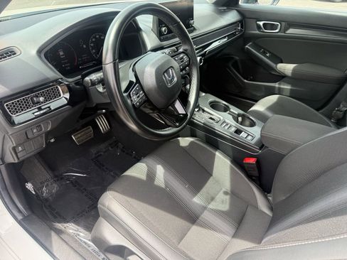 Used 2025 Honda Civic Sport image 12