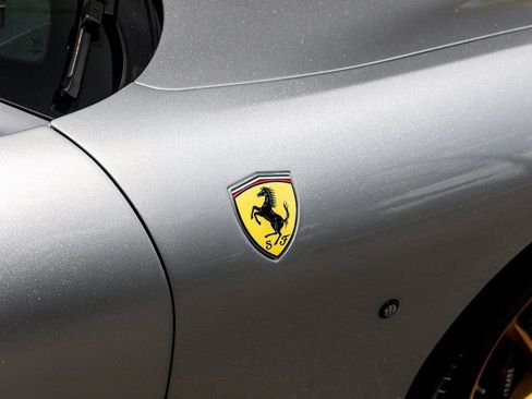 Used 2024 Ferrari Roma Spider image 19