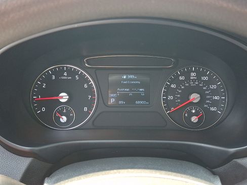 Used 2019 Kia Sorento L FWD image 26