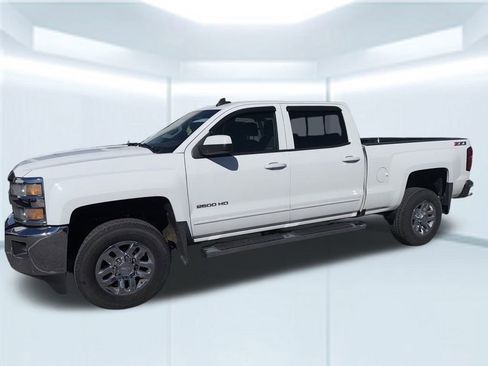 Used 2016 Chevrolet Silverado 2500 LT w/ LT Convenience Package image 5