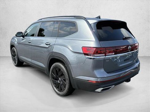 Used 2024 Volkswagen Atlas SE AWD/4WD image 7
