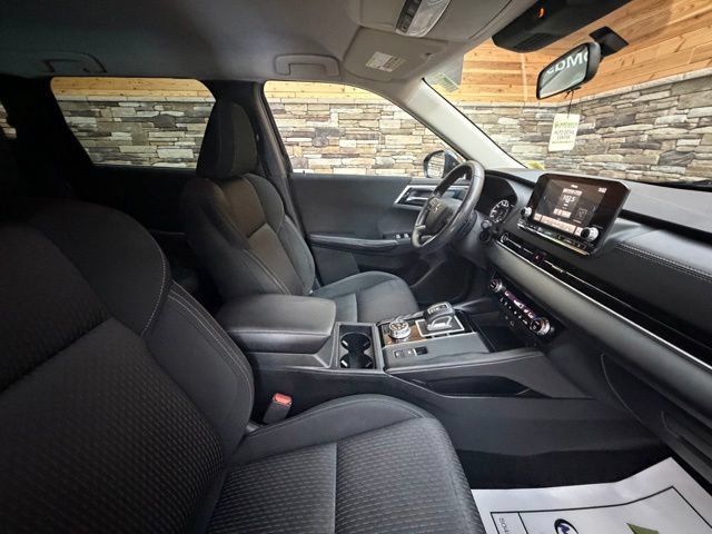 Used 2022 Mitsubishi Outlander ES AWD/4WD image 16