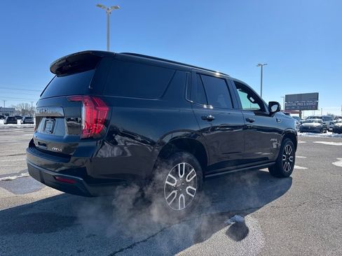 Used 2023 GMC Yukon AT4 w/ AT4 Premium Package image 6