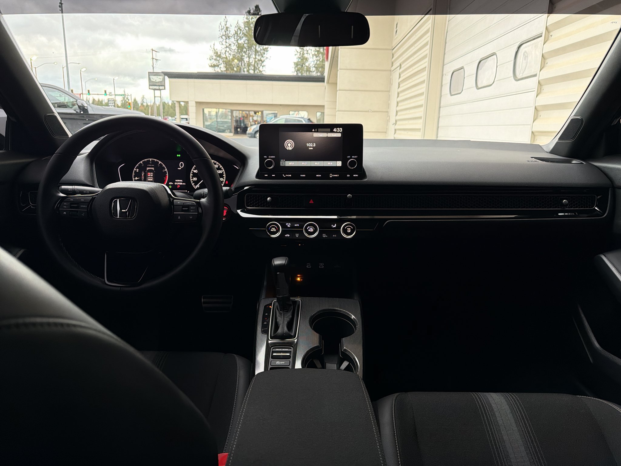 Used 2025 Honda Civic Sport image 14