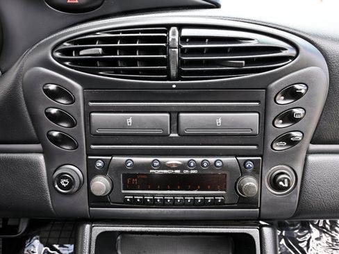 Used 2002 Porsche Boxster S RWD image 28