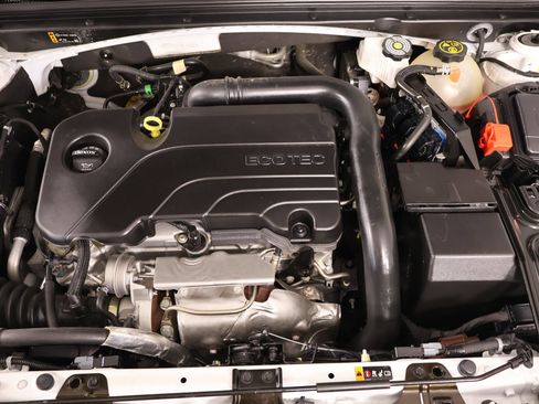Used 2024 Chevrolet Malibu LT FWD image 19