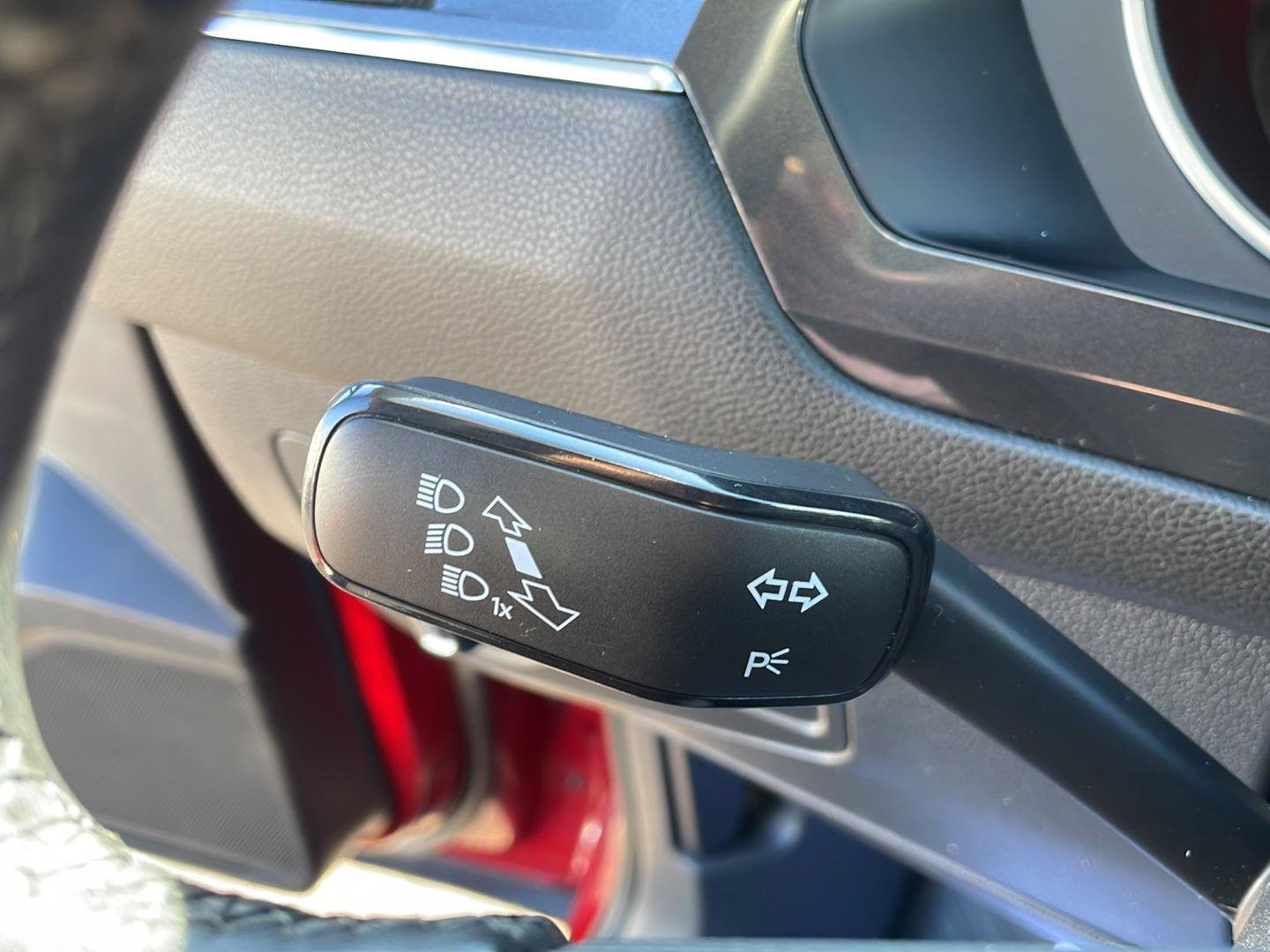 Used 2019 Volkswagen Tiguan S AWD/4WD image 17