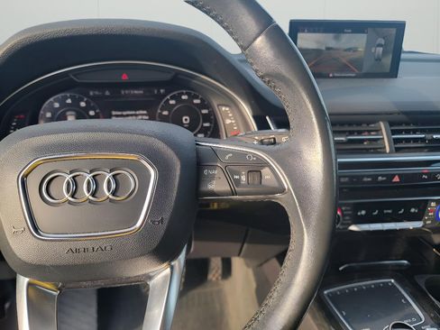 Used 2018 Audi Q7 3.0T Prestige image 16