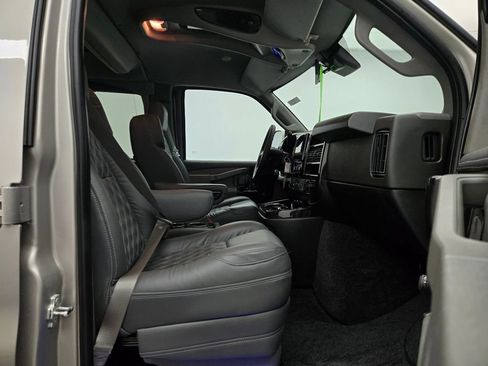 New 2025 GMC Savana 2500 w/ Driver Convenience Package image 29