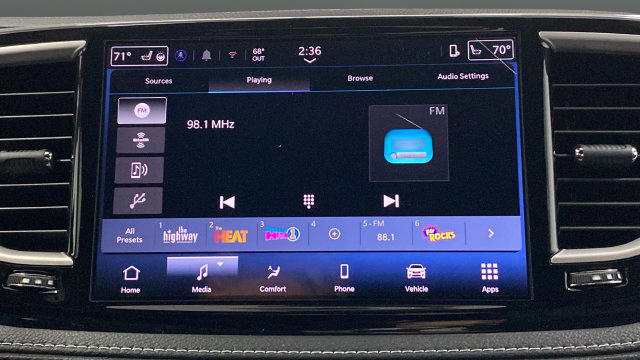 New 2027 Chrysler Pacifica Select FWD image 14