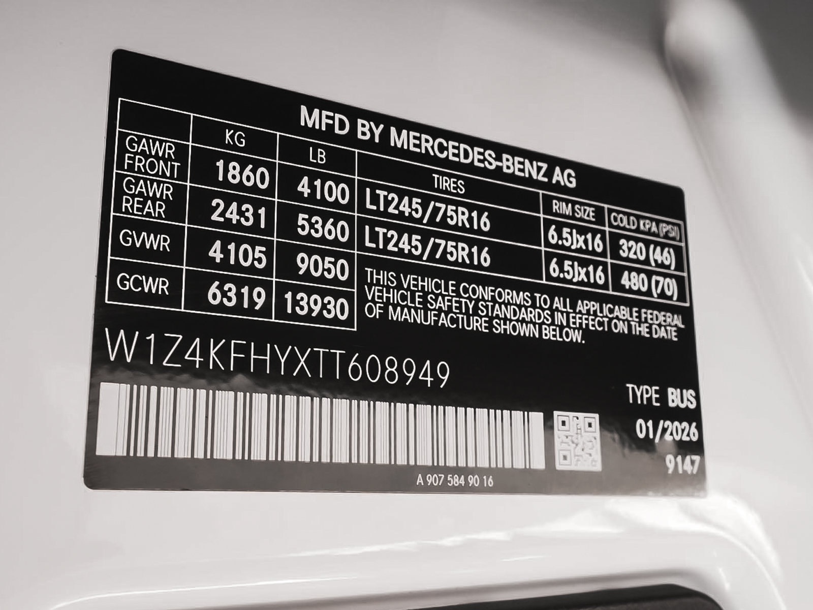 Used 2026 Mercedes-Benz Sprinter 2500 image 12