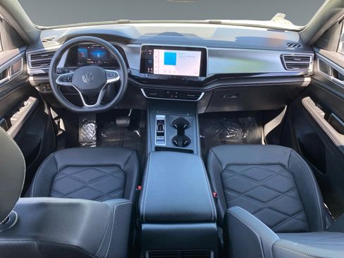 Used 2026 Volkswagen Atlas Cross Sport SE AWD/4WD image 10