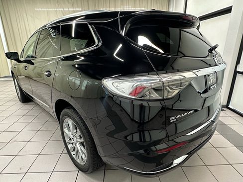 Certified 2023 Buick Enclave Avenir w/ Avenir Technology Package image 8