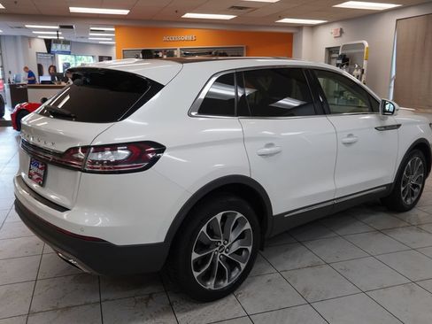 Used 2022 Lincoln Nautilus Reserve AWD/4WD image 15