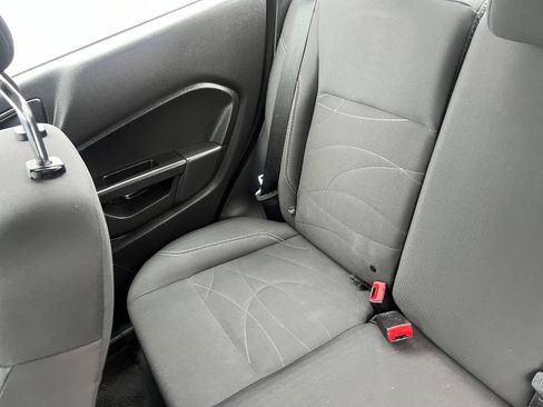 Used 2019 Ford Fiesta SE image 25