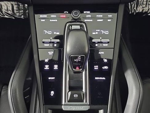 Certified 2023 Porsche Cayenne image 22