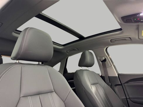 Certified 2025 Audi Q5 Premium Plus w/ Premium Plus AWD/4WD image 17