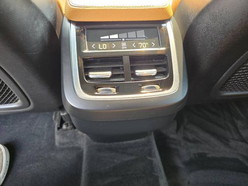 Used 2017 Volvo XC90 T6 Momentum w/ Vision Package AWD/4WD image 28