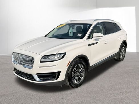 Used 2019 Lincoln Nautilus Select image 1