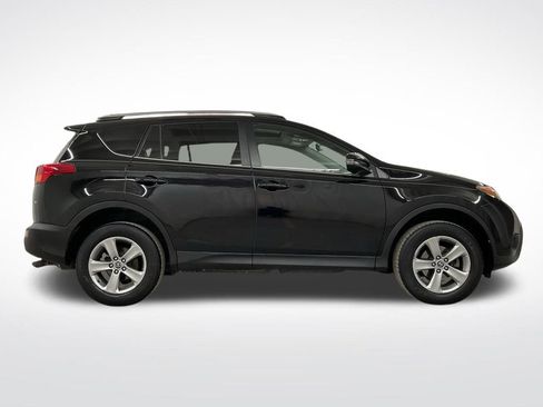 Used 2015 Toyota RAV4 XLE image 28