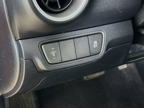 Used 2024 Kia Forte LXS FWD image 13