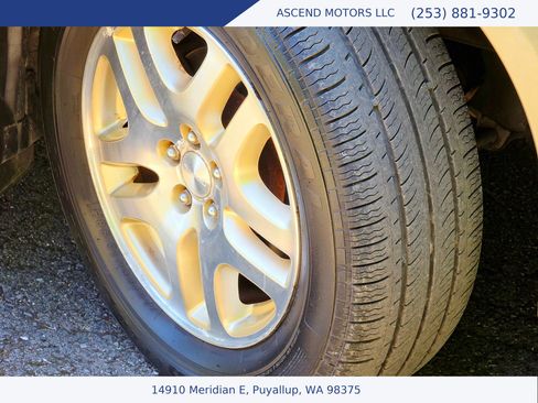 Used 2001 Subaru Outback Limited AWD/4WD image 17