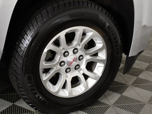 Used 2019 GMC Yukon SLT w/ Open Road Package AWD/4WD image 57