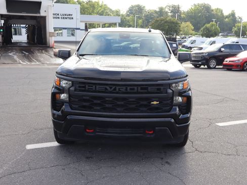 Used 2022 Chevrolet Silverado 1500 Custom AWD/4WD image 3