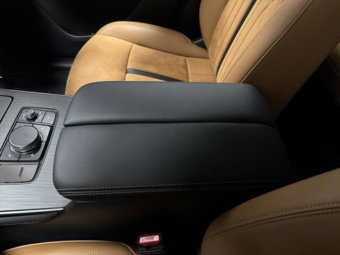 Used 2024 MAZDA CX-90 3.3 Turbo S w/ Premium Plus image 21