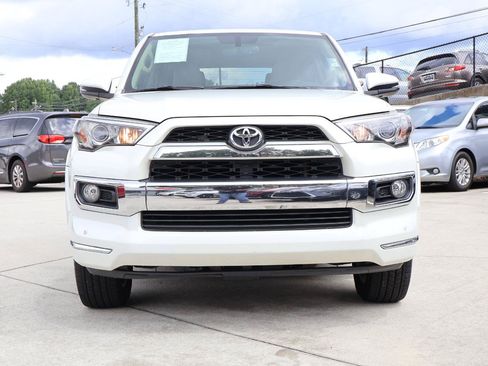 Used 2017 Toyota 4Runner Limited AWD/4WD image 10