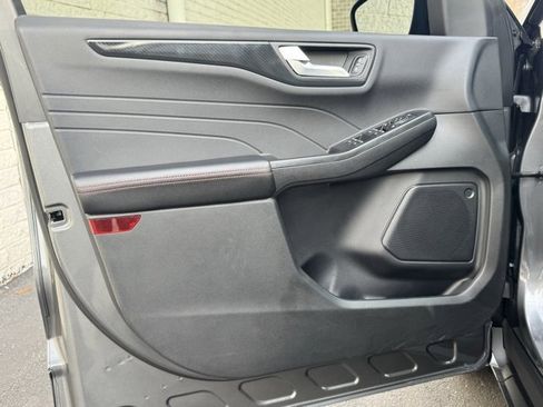 Used 2024 Ford Escape ST-Line w/ Tech Pack #1 image 23