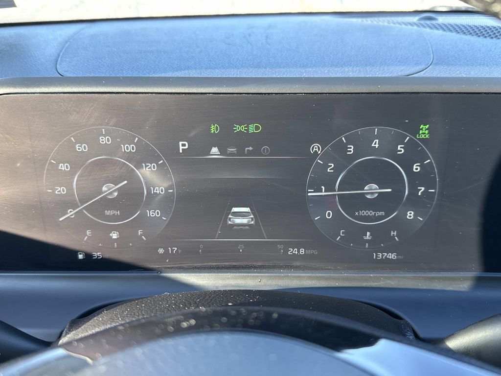 Used 2024 Kia Seltos EX AWD/4WD image 13