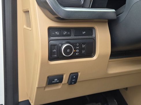 Used 2024 Ford F350 Lariat w/ Chrome Package AWD/4WD image 24