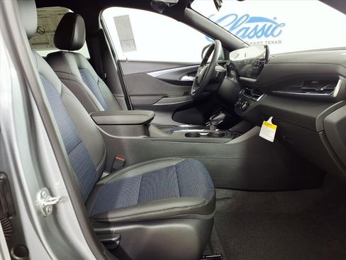 New 2026 Buick Envista Preferred w/ Convenience II Package image 12