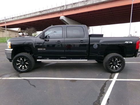 Used 2011 Chevrolet Silverado 2500 LTZ w/ LTZ Plus Package image 1