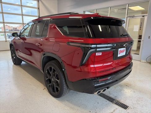 Used 2026 Chevrolet Traverse RS w/ LPO, Floor Liner Package AWD/4WD image 9