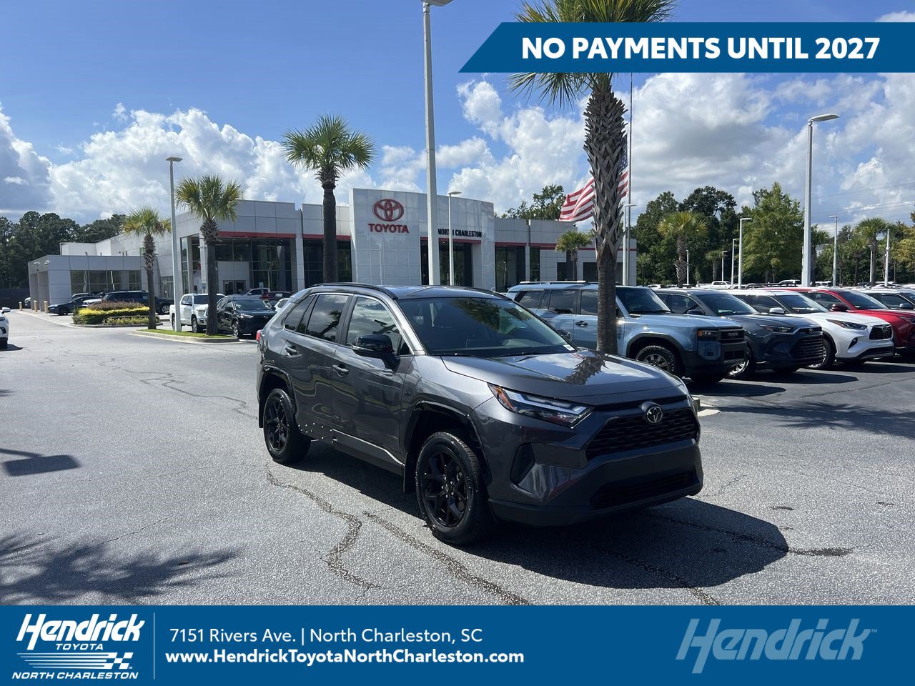 Used 2025 Toyota RAV4 XLE FWD image 1